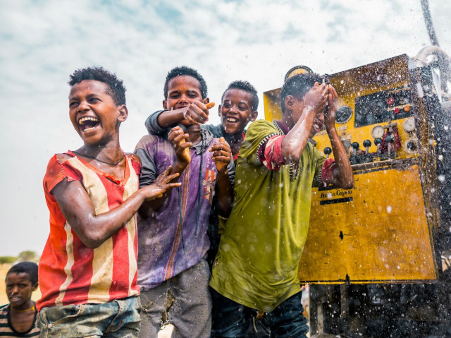Brunnenbau in Afrika durch die Neven Subotic-Stiftung