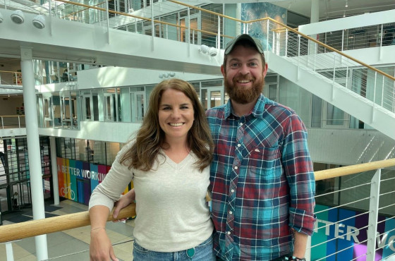 New Work Stories Podcast-Hosts Lisa Nölting und Alex Kornelsen