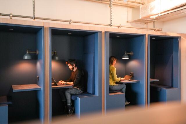 Arbeitsplätze im neuen Headquarter von Otto in Hamburg